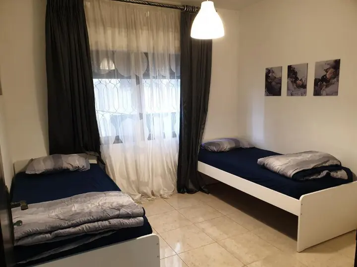Амман: Dair Ghbar 2-bedrooms unit