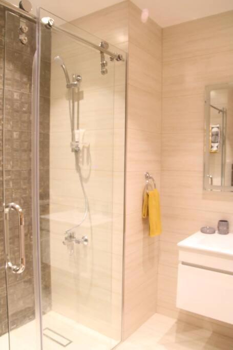 Амман: Studio Apartment for Rent in New city center/DAMAC