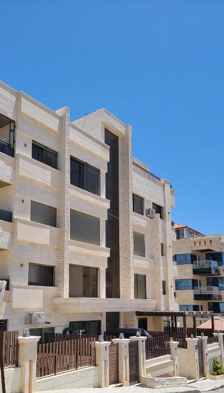 Солт: Alghalayieny Modern Apartments