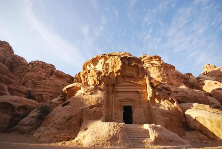 Вади-Муса: Little Petra Heritage Village