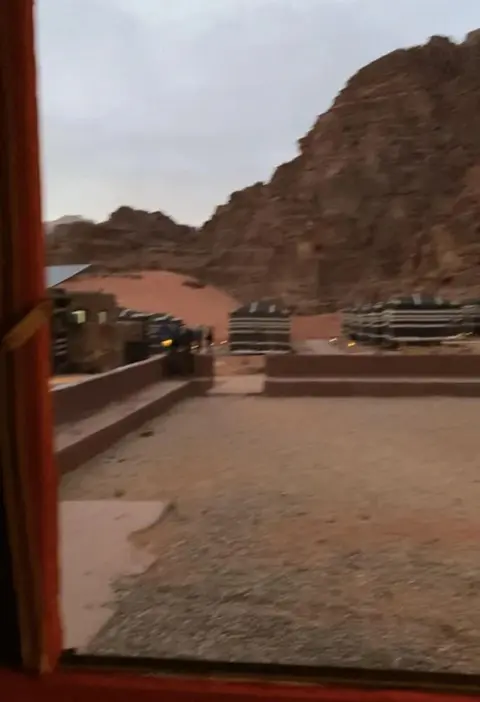 Вади-Рум: Wadi Rum Stargazing Desert Camp Travel