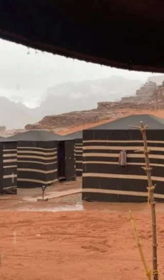 Вади-Рум: Wadi Rum Stargazing Desert Camp Travel