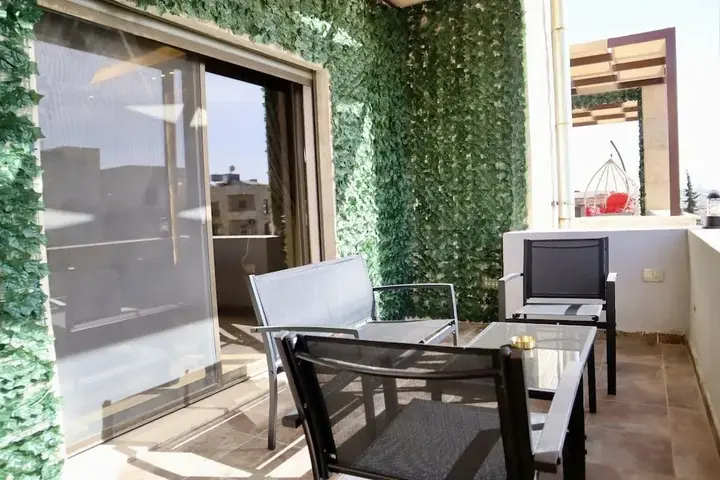 Амман: Aboun Rooftop 2bedroom Kh&sh