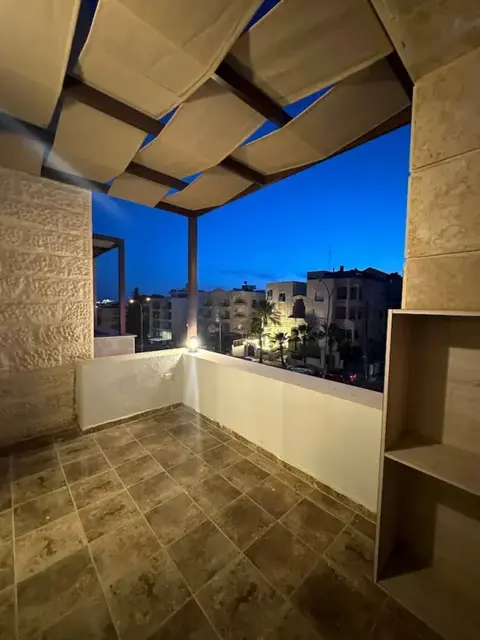 Амман: Aboun Rooftop 2bedroom Kh&sh