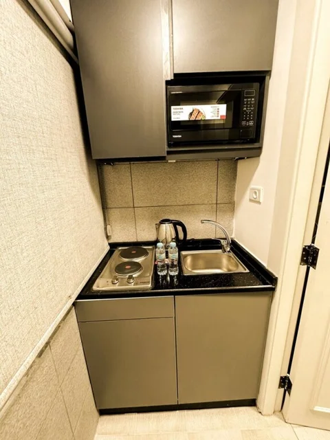 Амман: Central Apartment For Rent 31