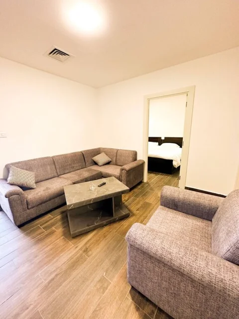 Амман: Central Apartment For Rent 28