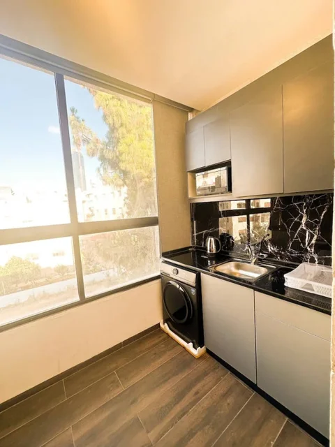 Амман: Central Apartment For Rent 27