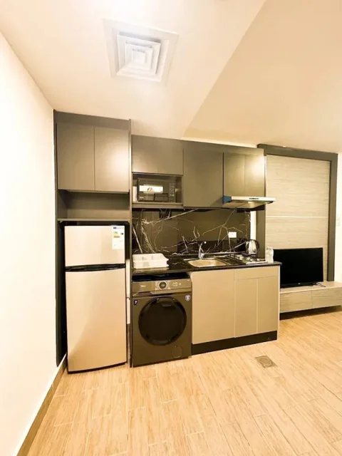 Амман: Central Apartment For Rent 29