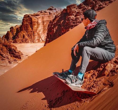 Вади-Рум: Wadi Rum White Mountain Camp