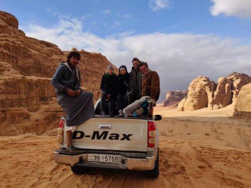Вади-Рум: Wadi Rum White Mountain Camp