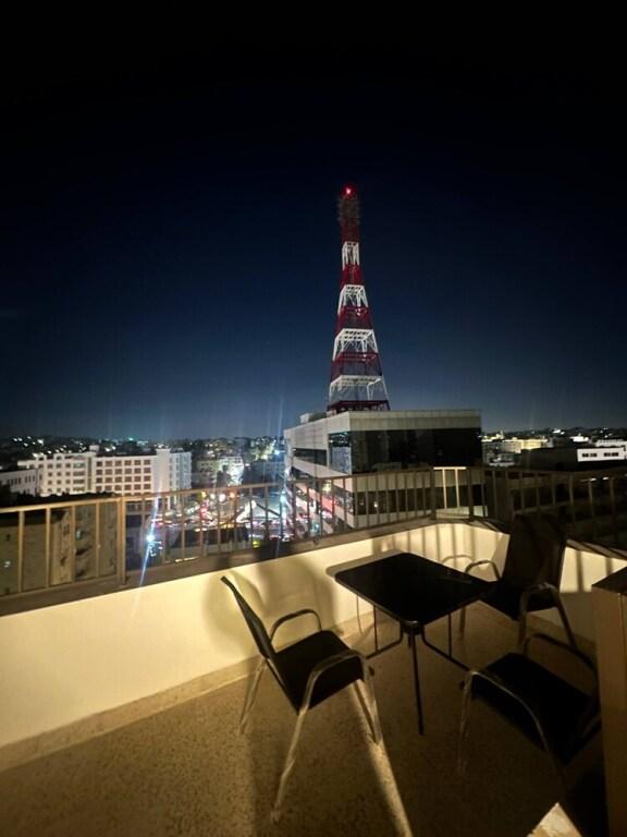 Амман: Cozy Rooftop Near Al Services 23