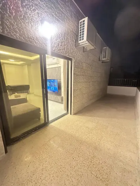 Амман: Cozy Rooftop Near Al Services 24
