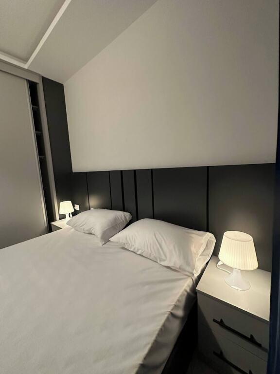 Амман: Modern 2bedroom For Rent Abdoun2