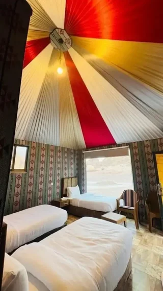 Вади-Рум: Luxury purple bubble tents