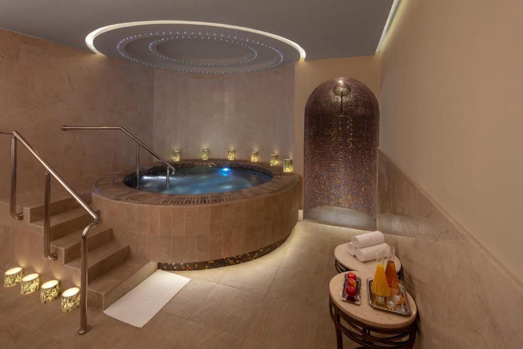 Амман: Grand Hyatt Amman Residences