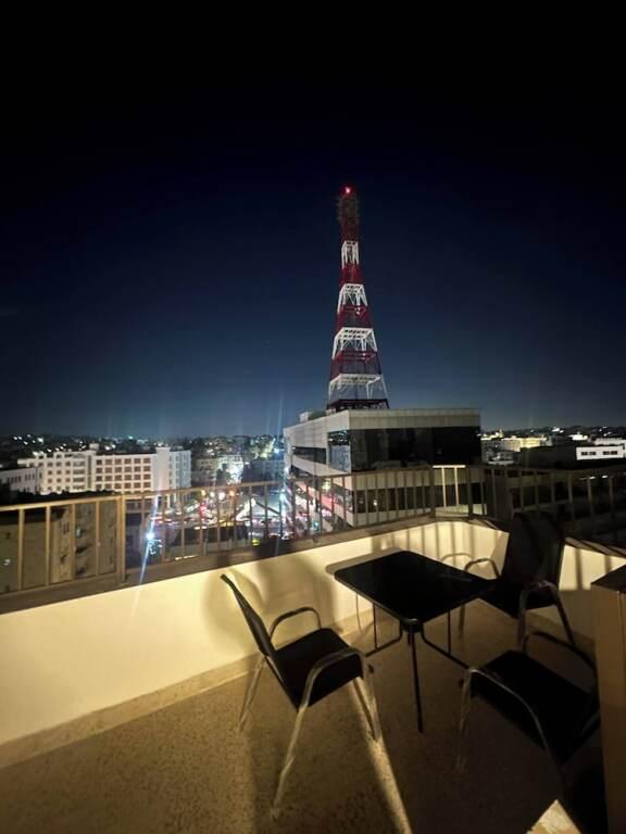 Амман: Cozy and Tranquil Rooftop Near Al Services 23