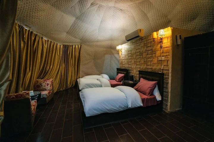 Вади-Рум: Wadi Rum Desert Dunes Luxury Camp