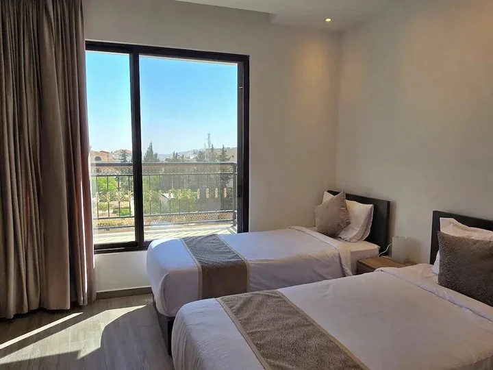 Амман: Alshakreen Suites