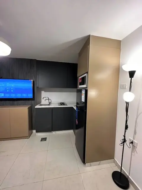 Амман: Stylish Luxe Apartment Fr 0005