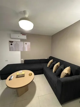 Амман: Stylish Luxe Apartment Fr 0004