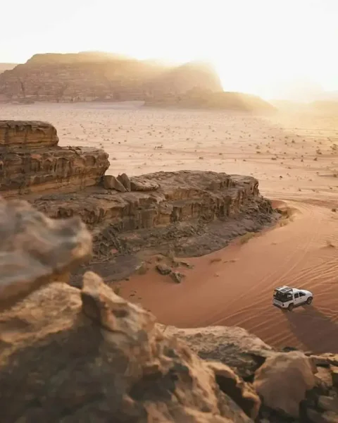 Вади-Рум: Moon life in Wadi Rum