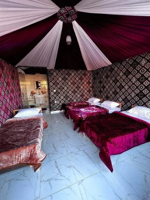 Вади-Рум: Wadi rum boutique camp & jeep tour