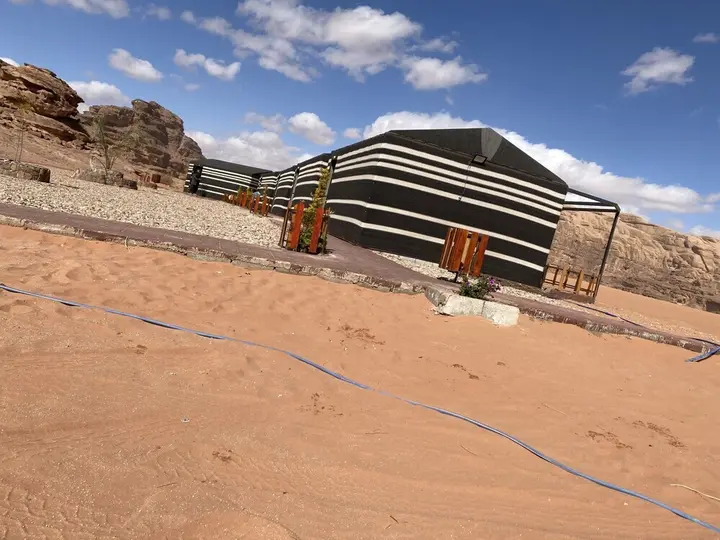 Вади-Рум: Wadi rum sunset camp