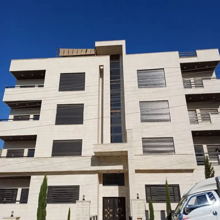 Солт: Laperla Apartment