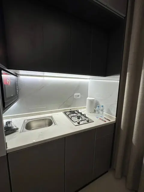 Амман: Modern Apartment In Abdoun-amman