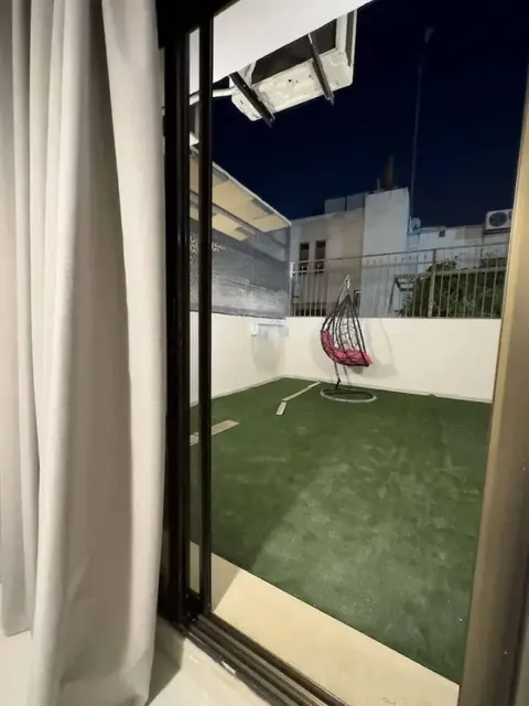 Амман: Stylish Luxe Apartment