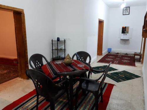 Вади-Муса: Family House in Petra