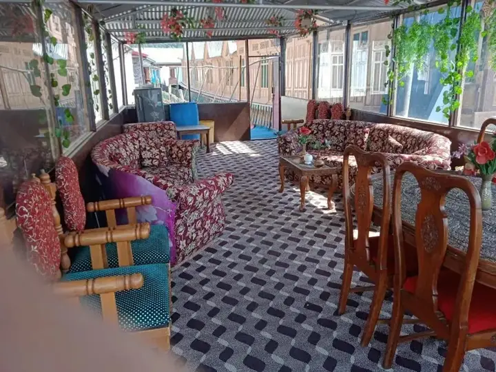 Шринагар: Goona Residency
