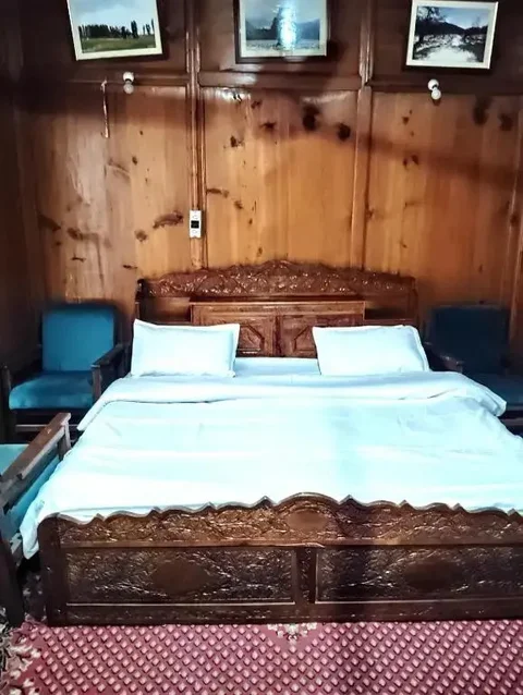 Шринагар: Goona Residency