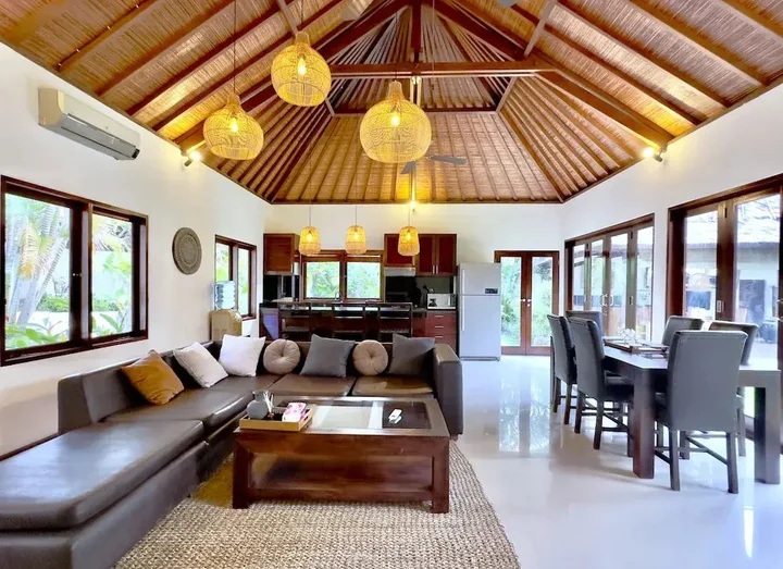 Керобокан: The Ichi Villa