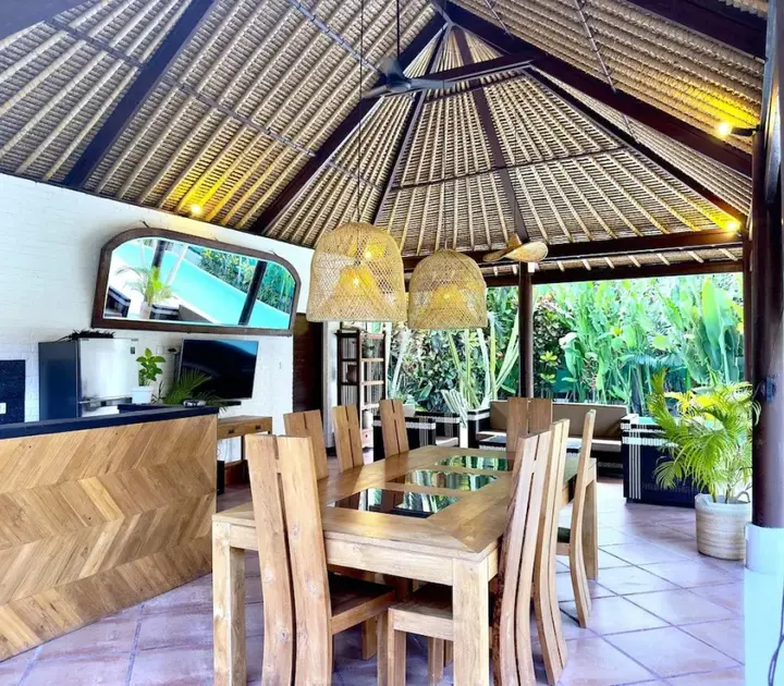 Керобокан: The Ichi Villa