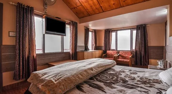Куфри: Sunrise Villa