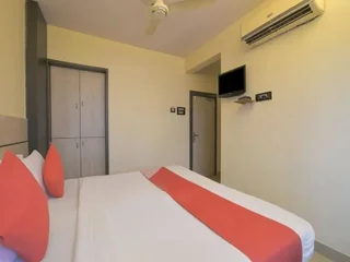 Нави-Мумбай: Hotel Mansarovar Panvel