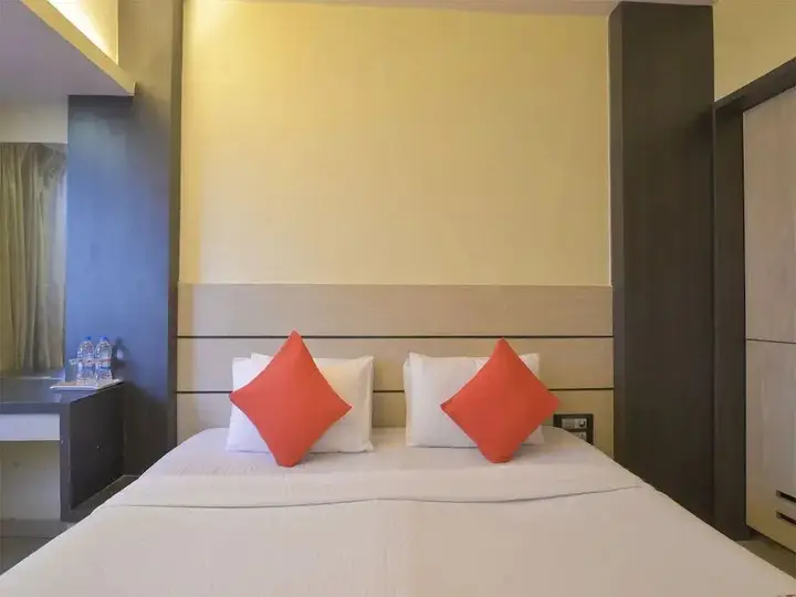 Hotel Mansarovar Panvel — фото 4