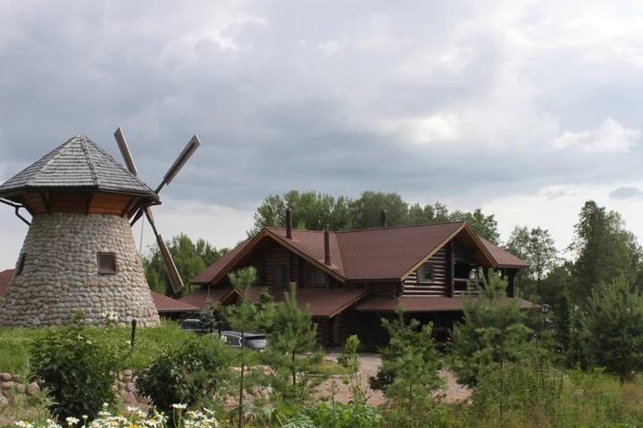 Александровка: Melnitsa Rantala Cottage