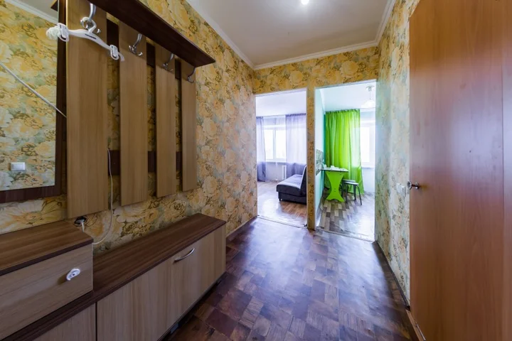 Красноярск: Na Krasnoyarskij Rabochij Apartments