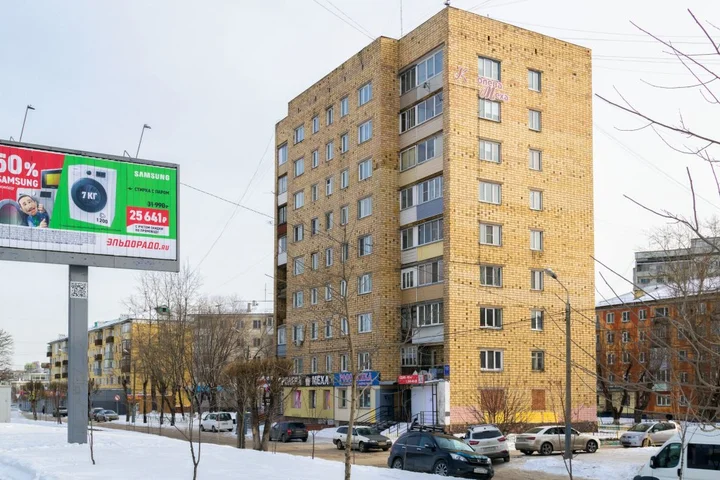 Красноярск: Na Krasnoyarskij Rabochij Apartments