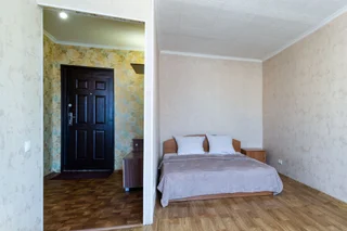 Красноярск: Na Krasnoyarskij Rabochij Apartments