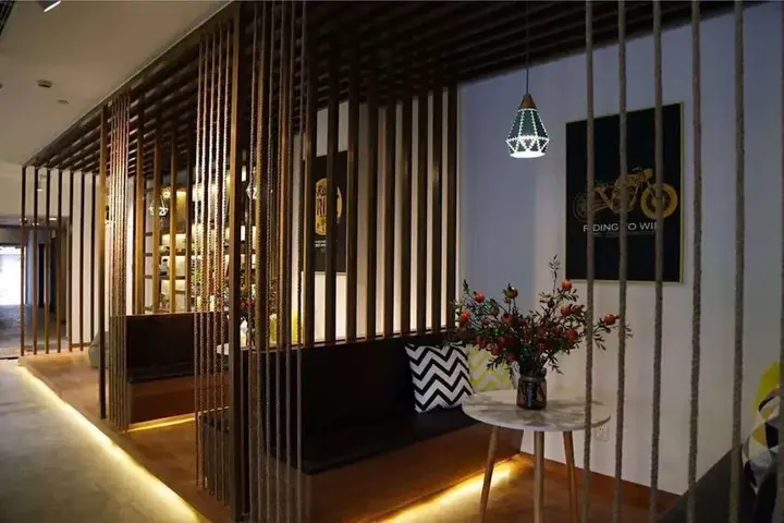 Шанхай: UMI Community Lujiazui Branch