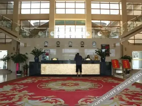 Шаогуань: 翁源新世纪酒店