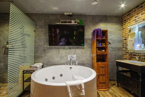 Сучжоу: Alibaba Holiday Hotel (Suzhou Guanqian)