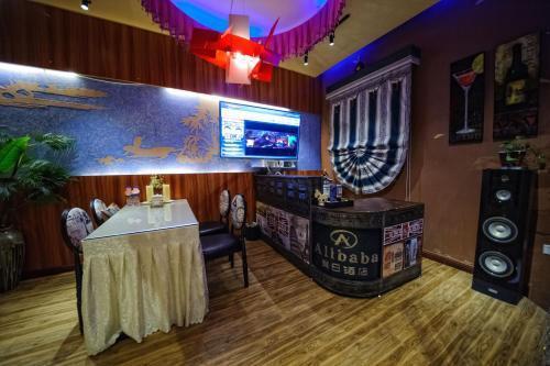 Сучжоу: Alibaba Holiday Hotel (Suzhou Guanqian)