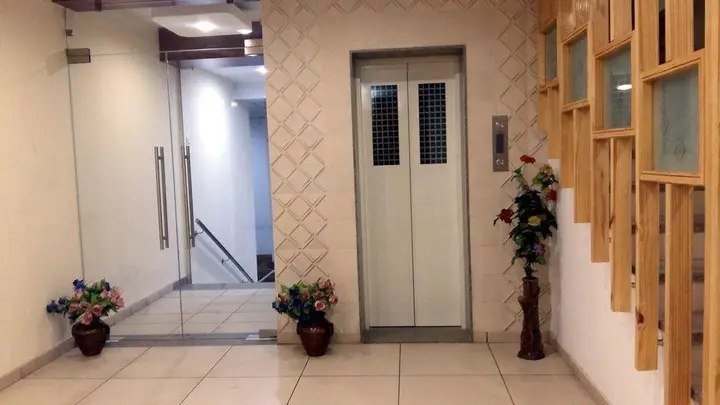 Гандидхам: Hotel Elite
