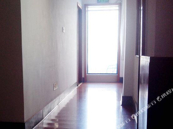 Пэнлай: Huanghai Business Hotel