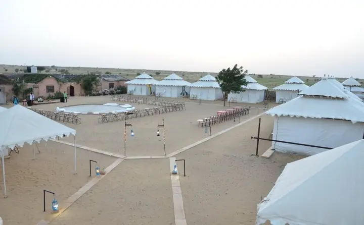 Джайсалмер: Funkyard Desert Camp