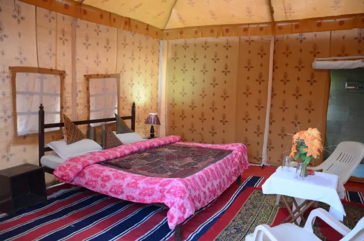 Джайсалмер: Funkyard Desert Camp